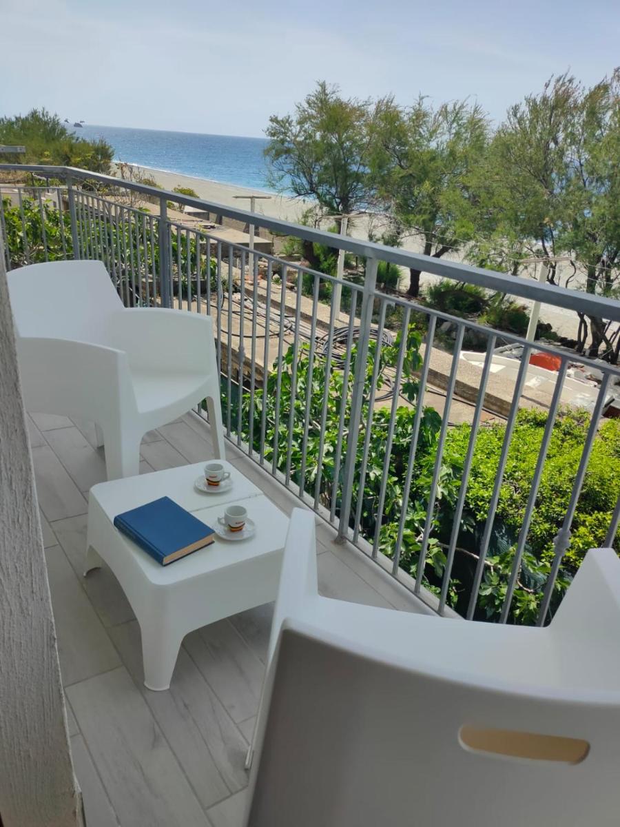 Appartamento sul mare - Housity