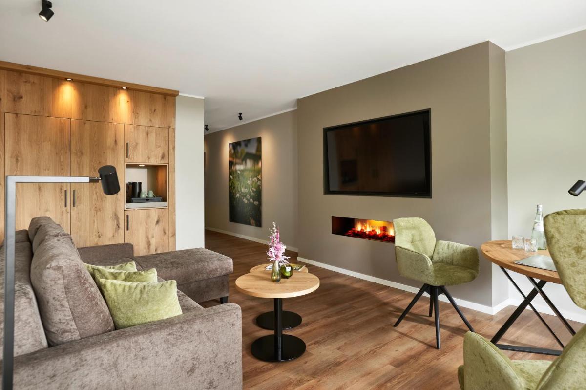 Sporthotel Grafenwald 4 Sterne Superior - Housity