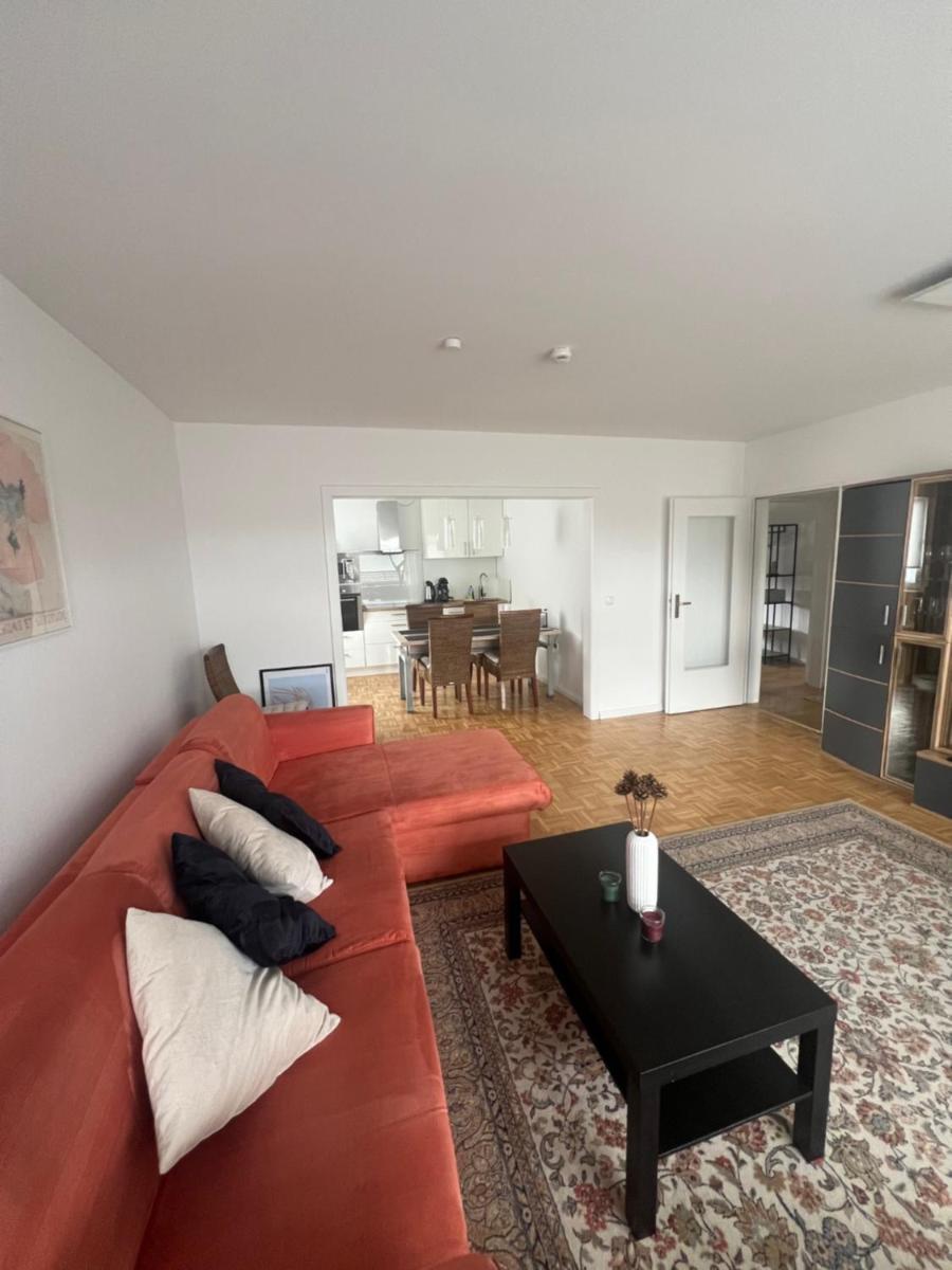 Geräumige Gästewohnung Andi im Herzen von Rastede - Küche - WLAN - Stellplatz - Housity