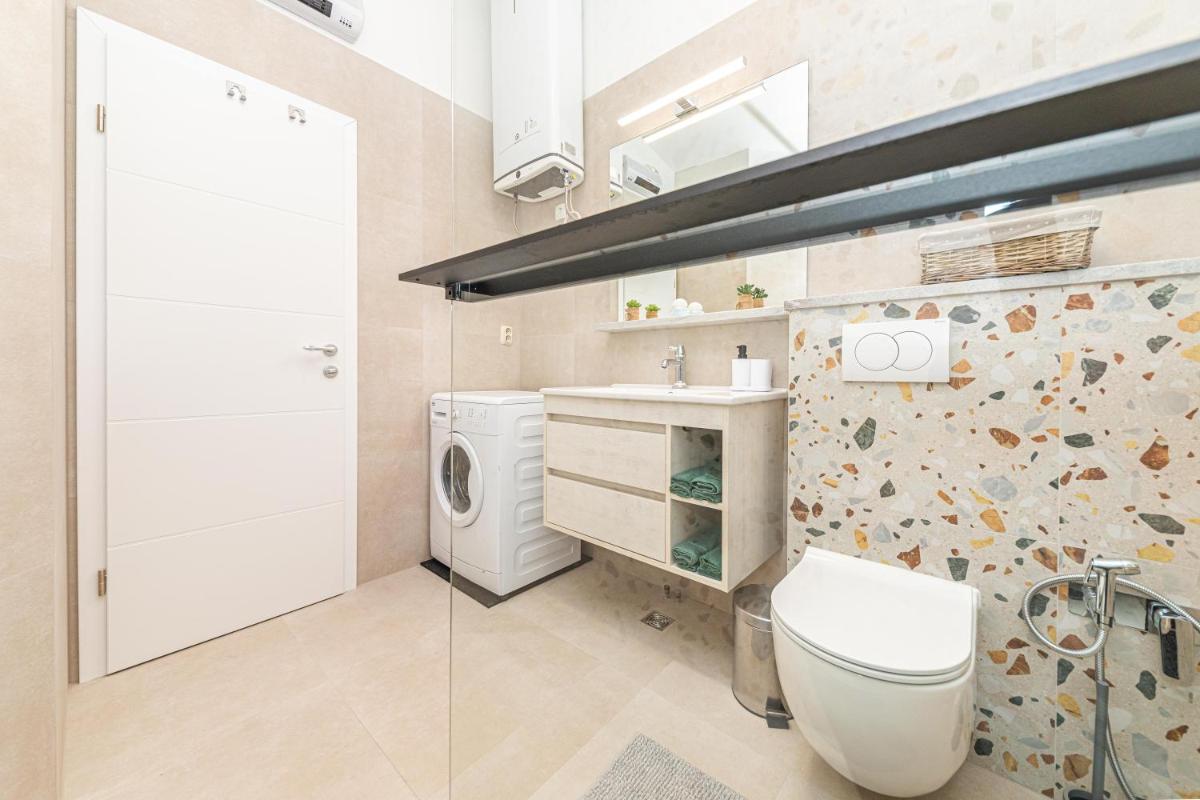 Apartments Iskra - Housity