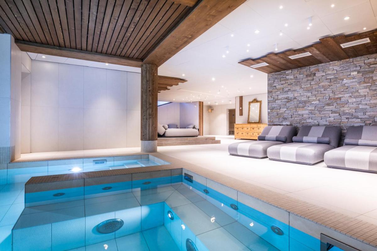 Piscine de l'établissement TERRESENS - Le Snoroc ou située à proximité