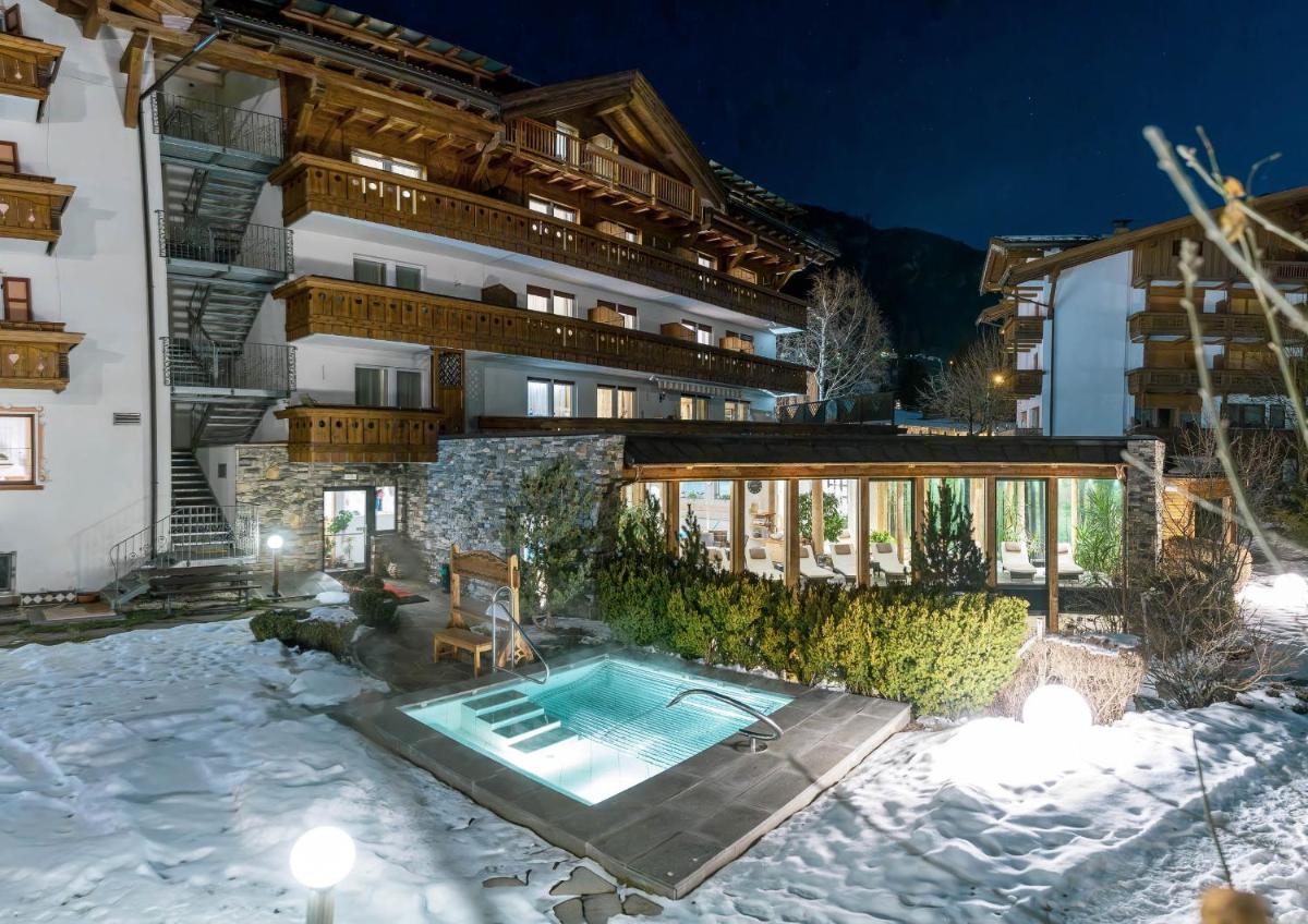 Hotel Gran Paradis - Housity
