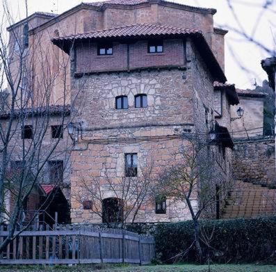 Hotel Rural TORRE DE LOS TEMPLARIOS - Housity