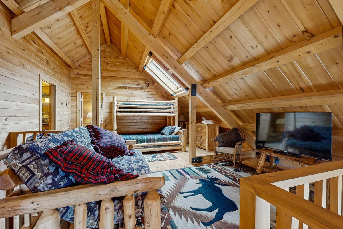 Mooseleuk Lodge - Housity
