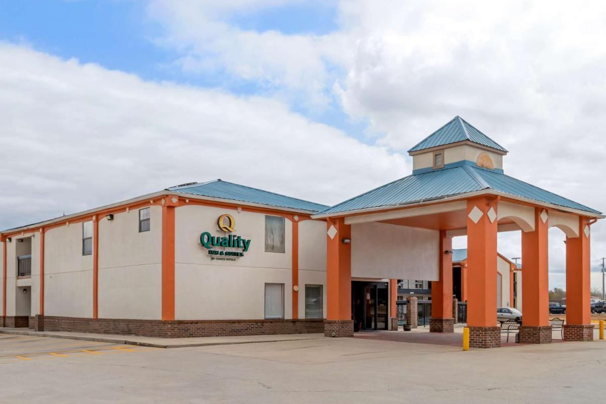 Quality Inn & Suites Decatur Priceville I-65 - Housity