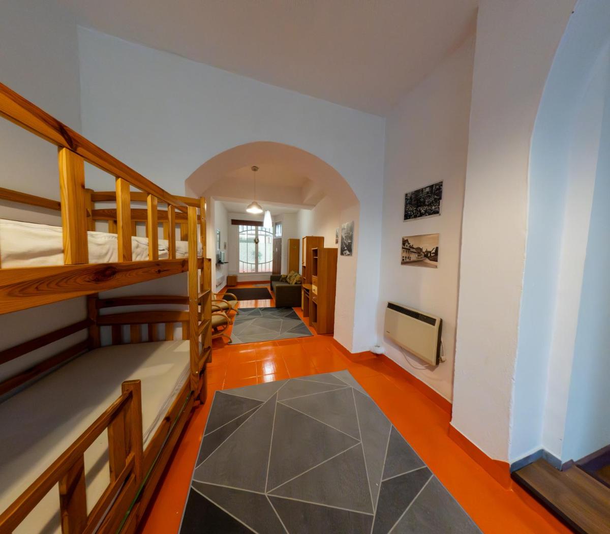 Loft w centrum Złotego Stoku - Housity