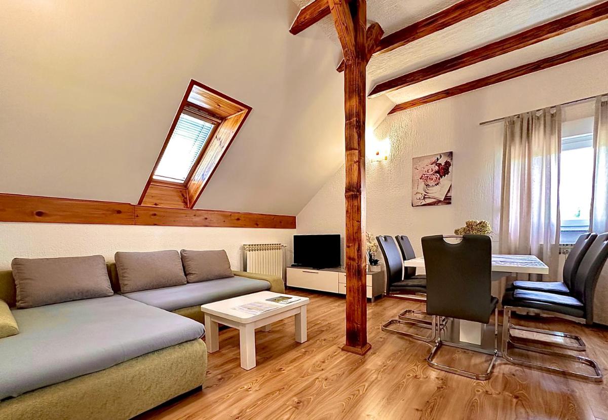 Apartments Sanja - Housity