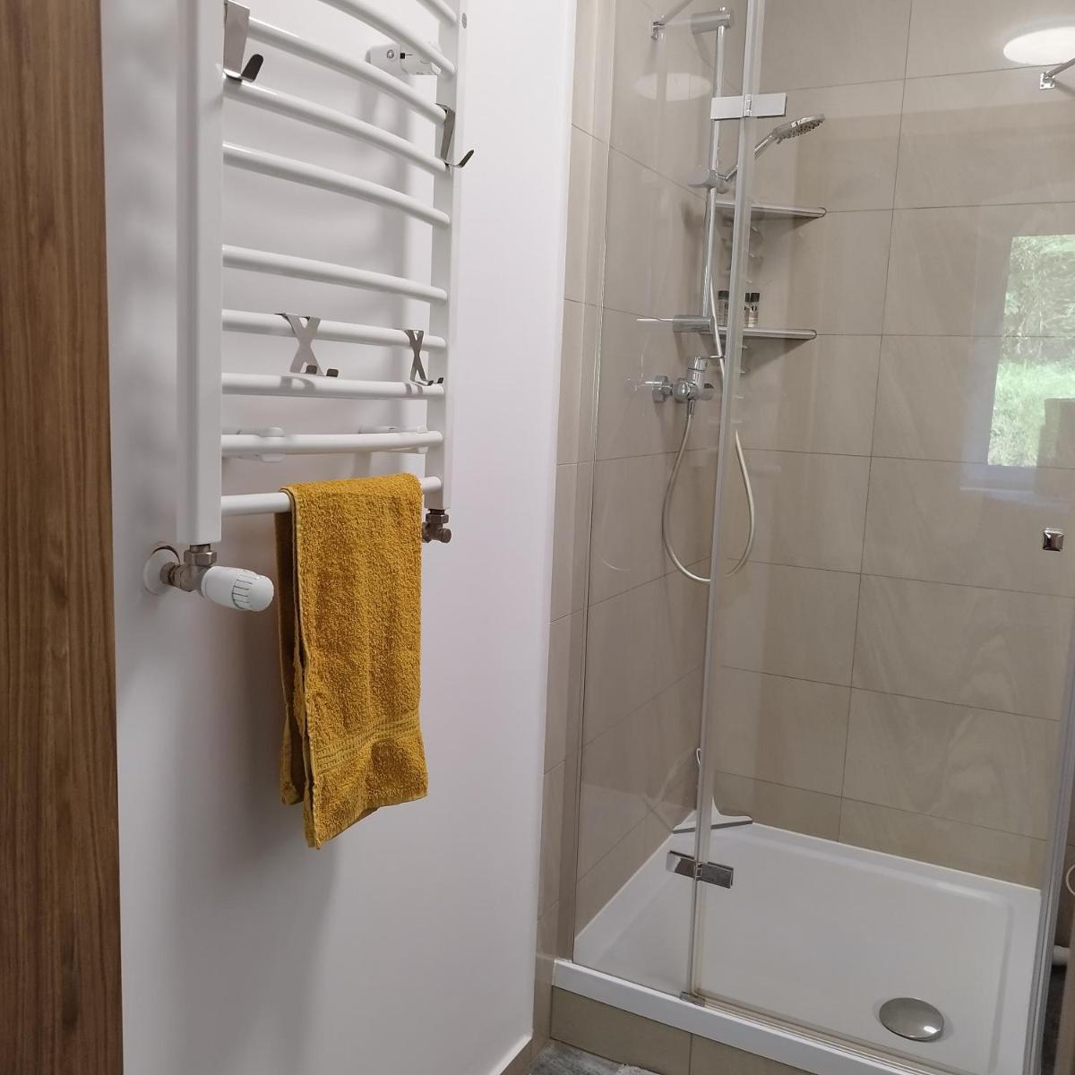 Apartamenty u Gołębiewskich - Housity