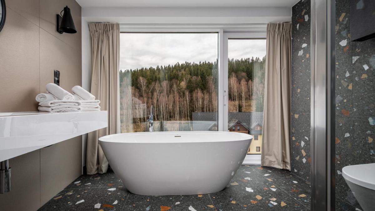 Aparthotel Biała Perła - Czarna Góra Resort, Sun & Snow - Housity