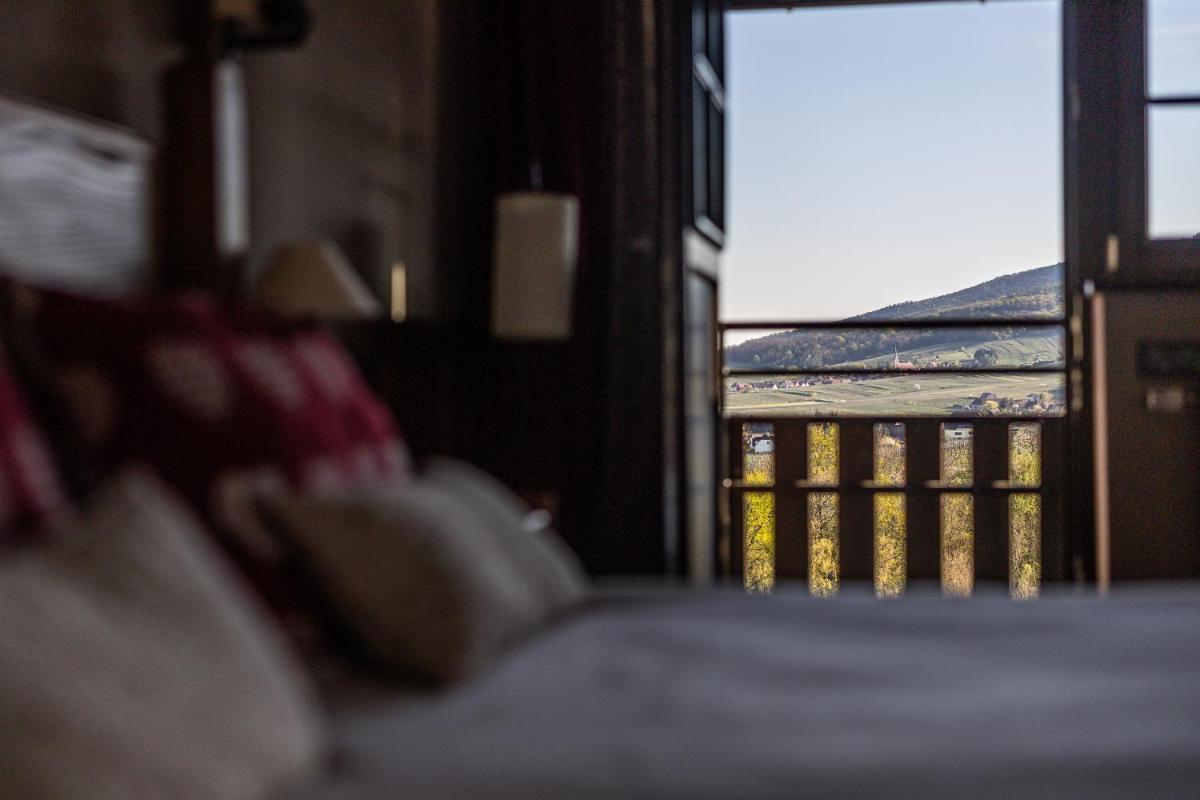 Vue générale sur la montagne ou vue sur la montagne depuis l'hôtel