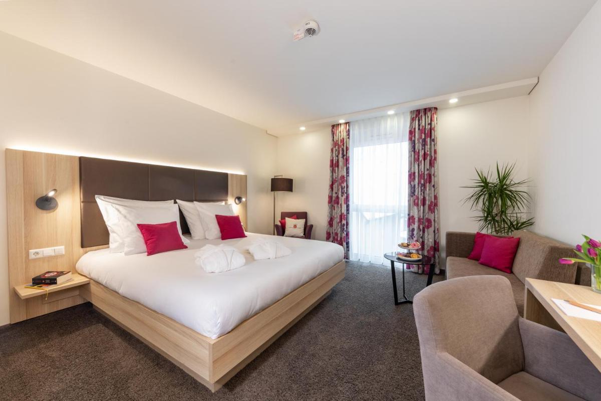 Hotel HASEN - Housity