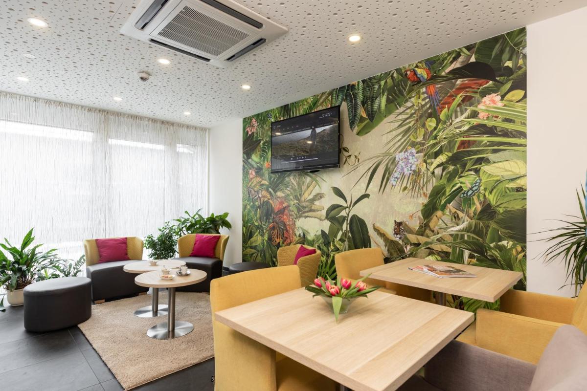 Hotel HASEN - Housity