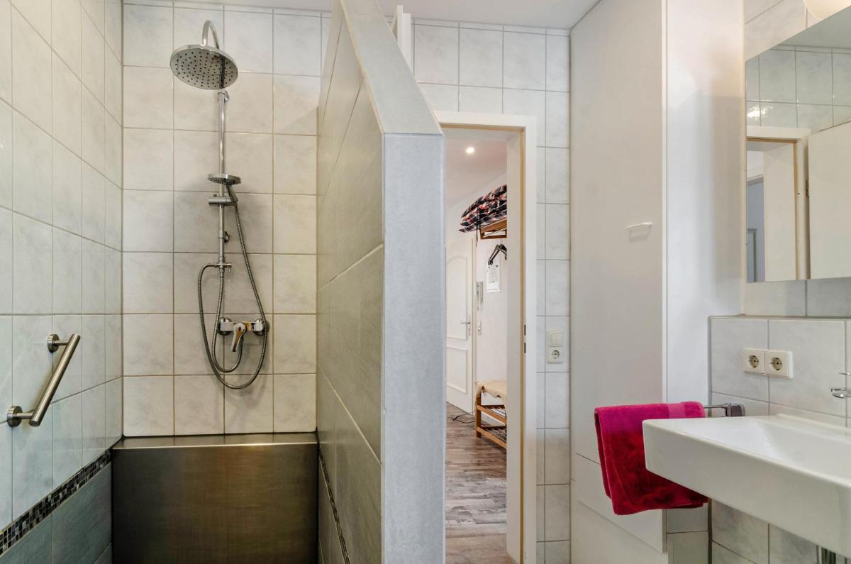 Ferienwohnung Arnold Laubbach - Housity