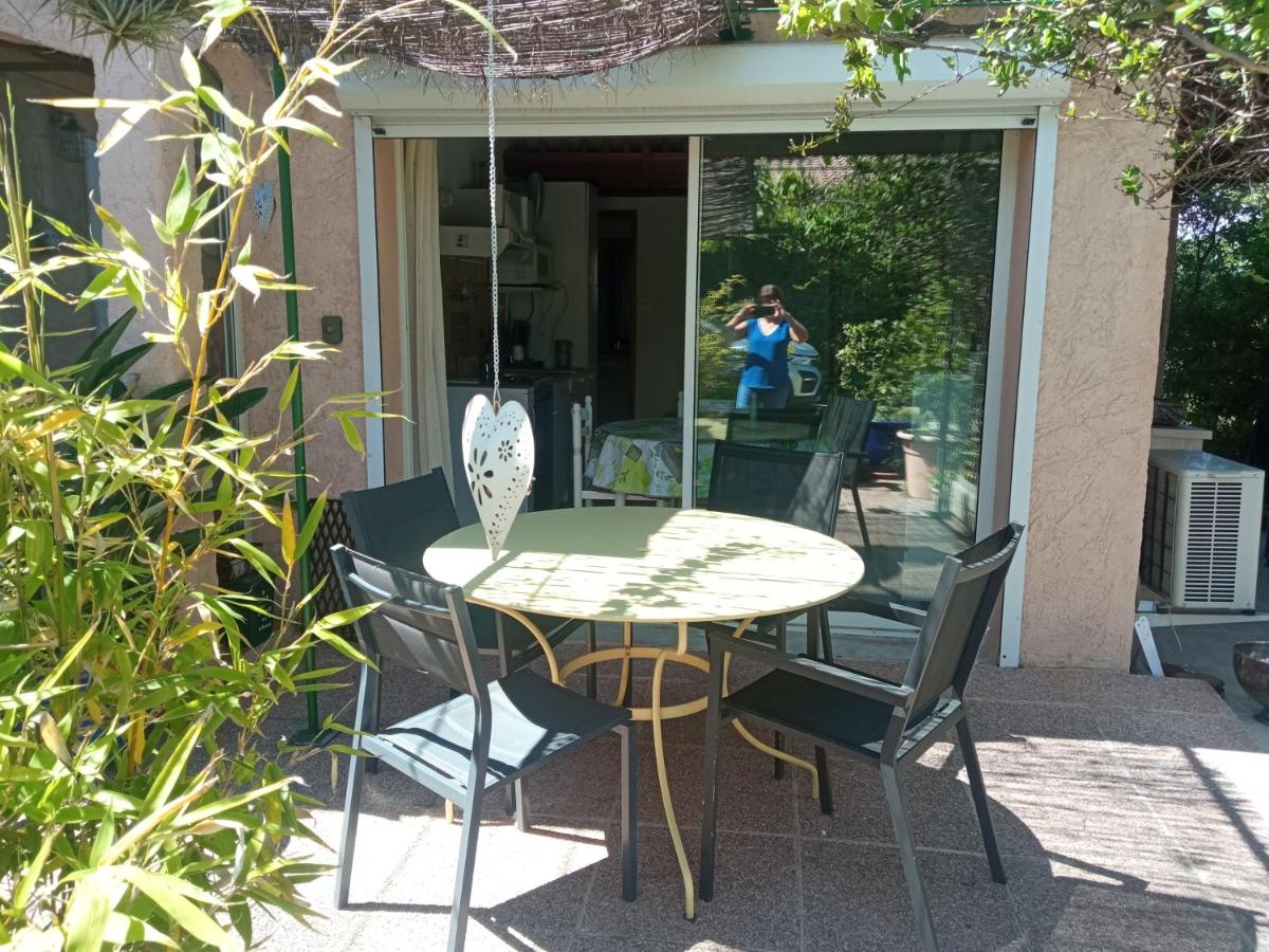eugénie - Housity