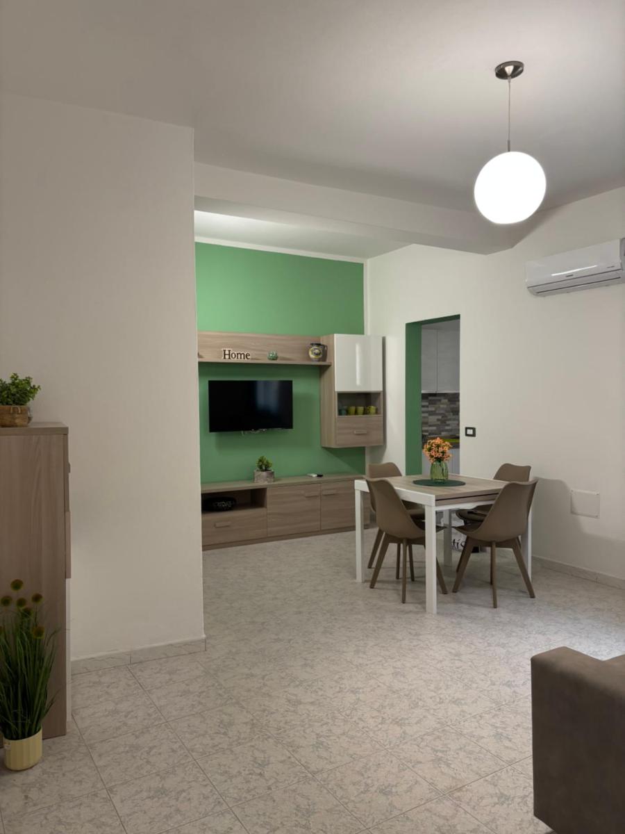 Piccolo accogliente monolocale - Housity