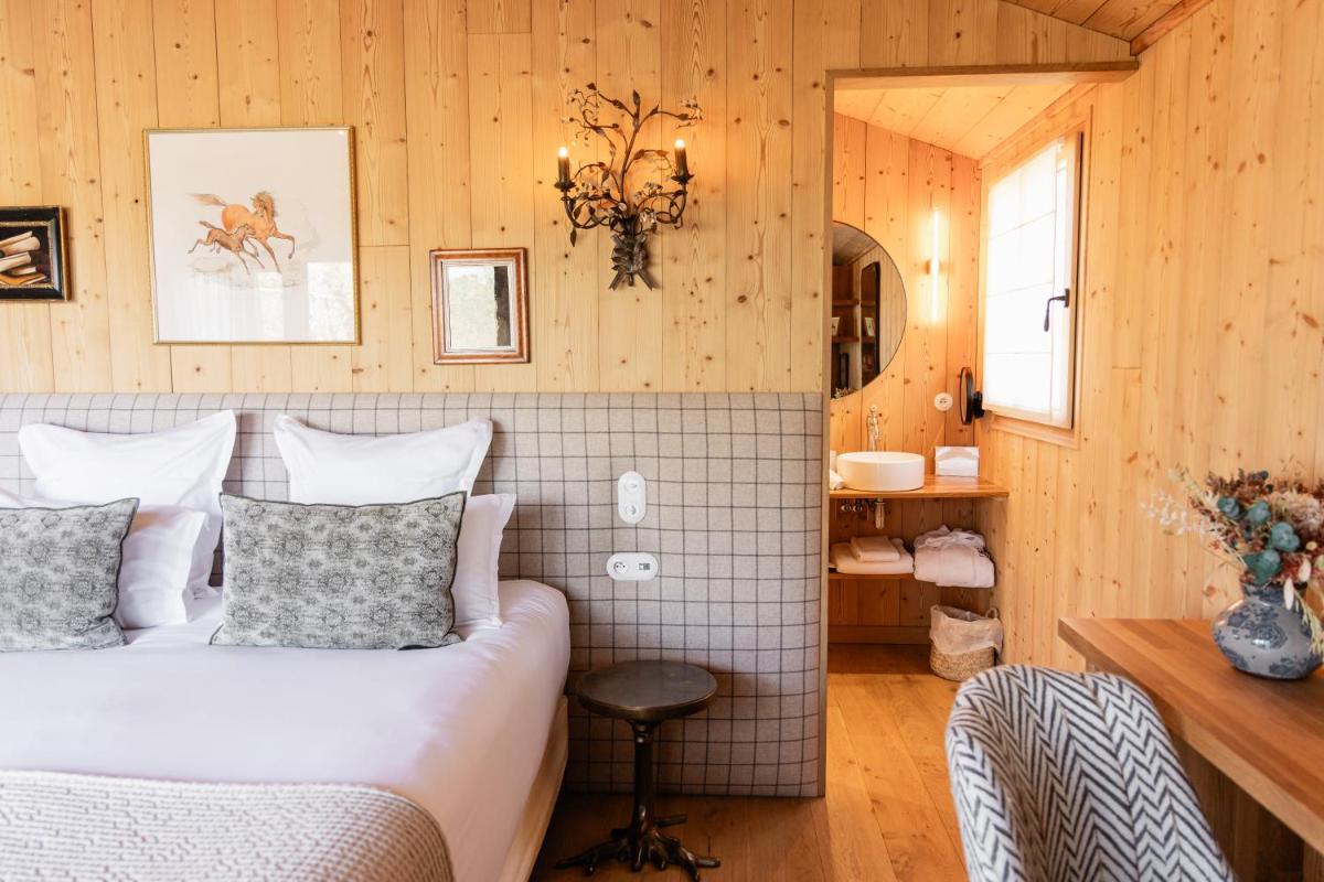 Coin salon dans l'établissement Château Léognan, Domaine viticole - proche Bordeaux