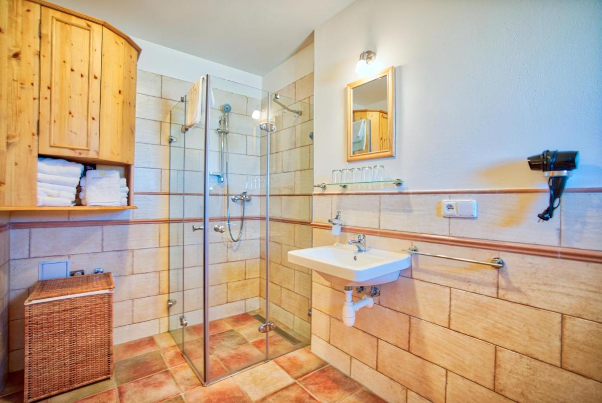 Apartmány nad stájemi - Jítravský Dvorec - Housity