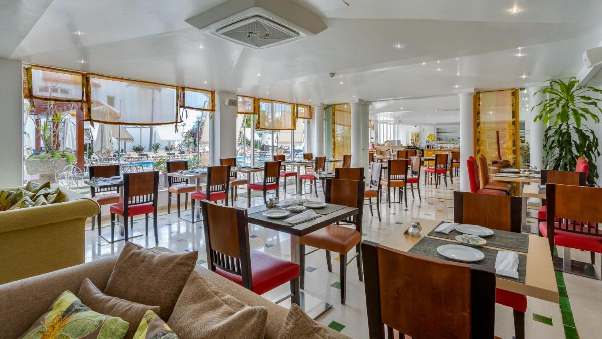 Uma área de estar em Hotel do Cerro