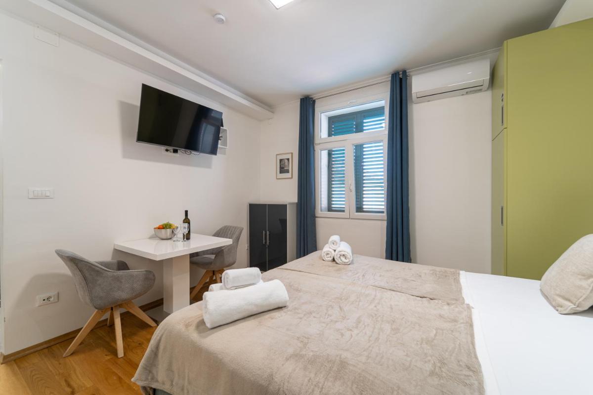 Marjan Nest - Hizvo
