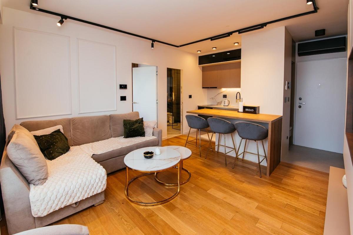 Luxury Apartment - Housity