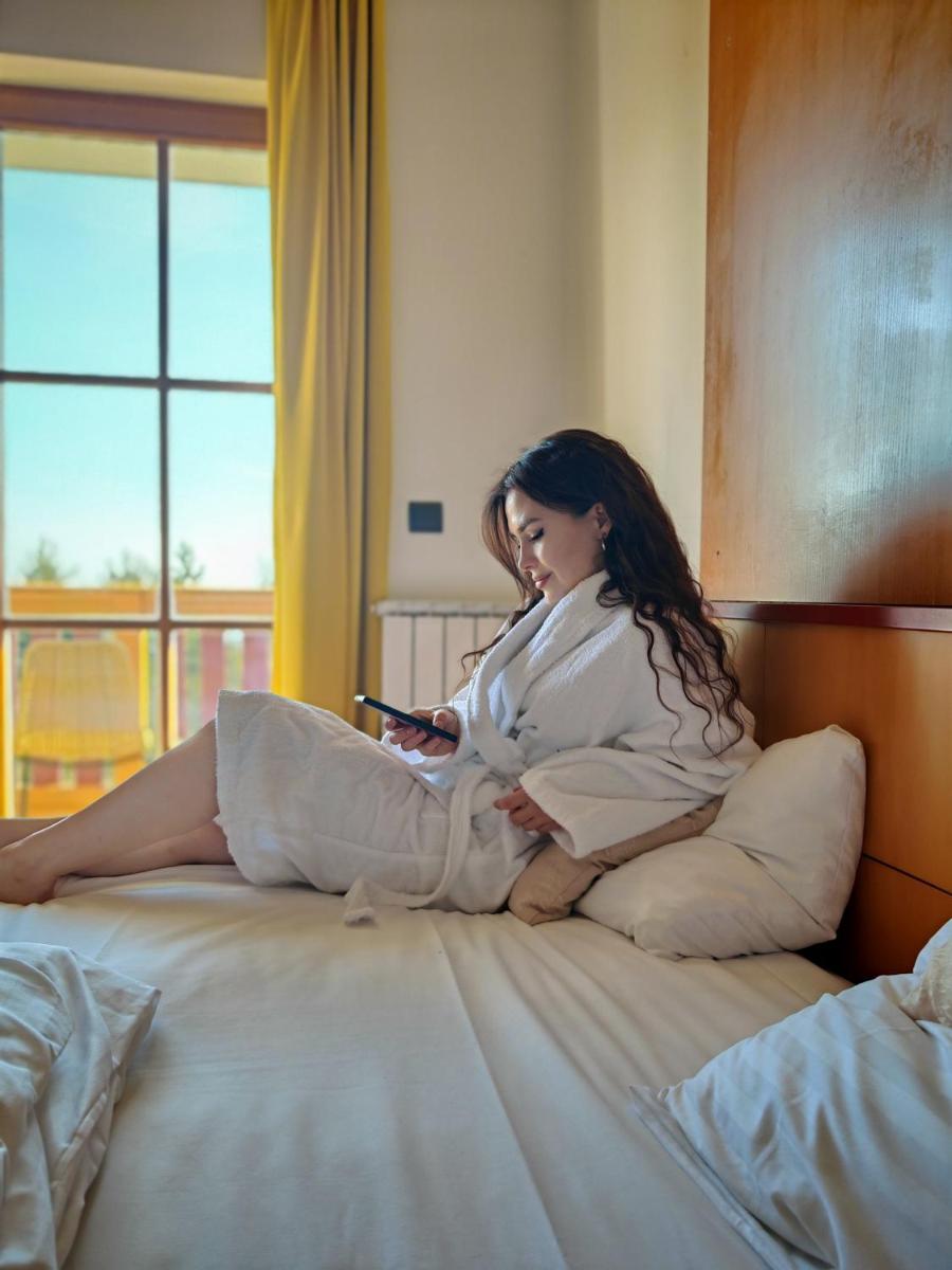 Pohorje Village Wellbeing Resort - Forest Hotel Videc - Housity