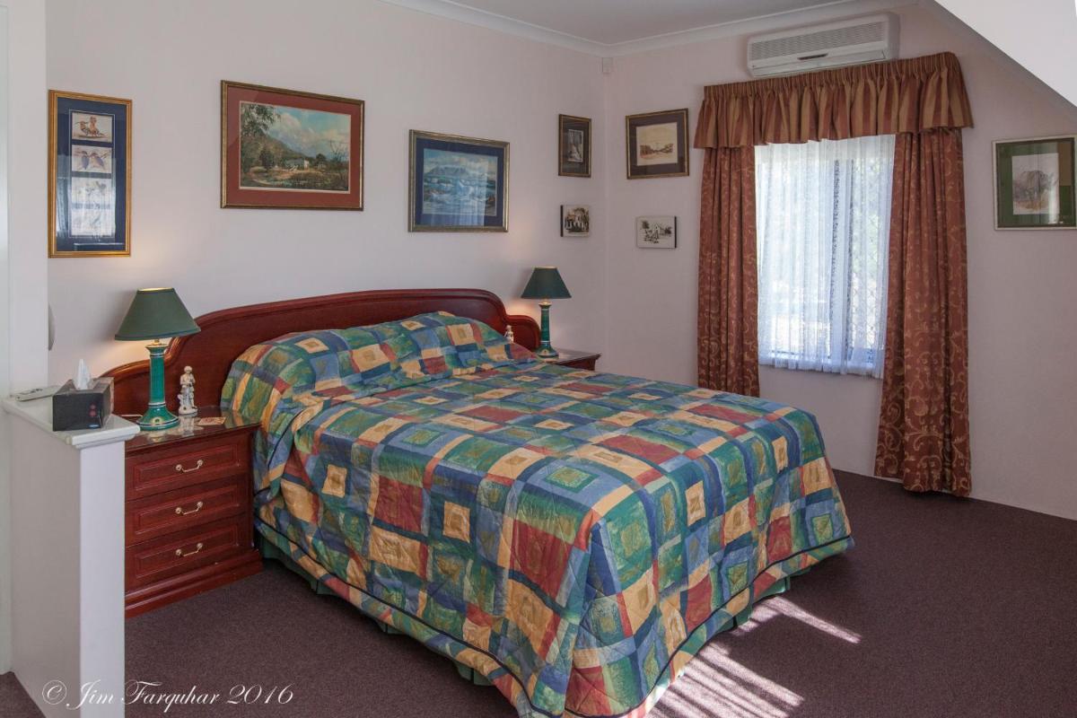 Suitetrails - Aarn House B&B Airport Accommodation