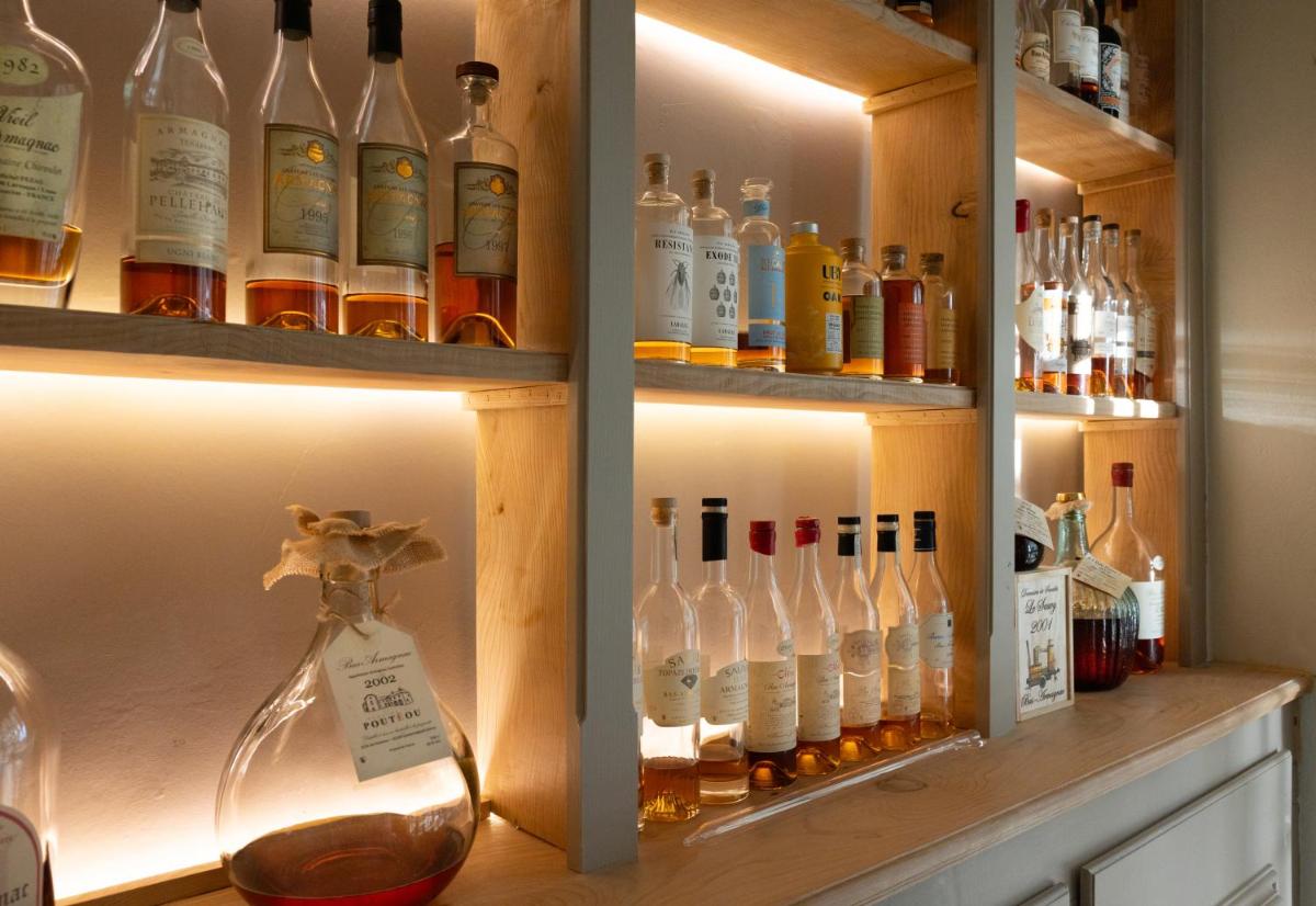 Boissons dans l'établissement Logis Hôtel Restaurant Château Bellevue