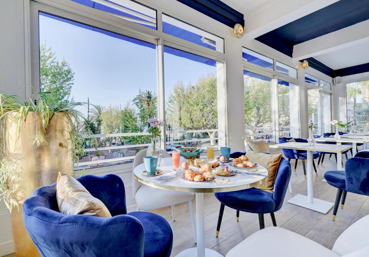 Hotel Espadon bleu - Housity