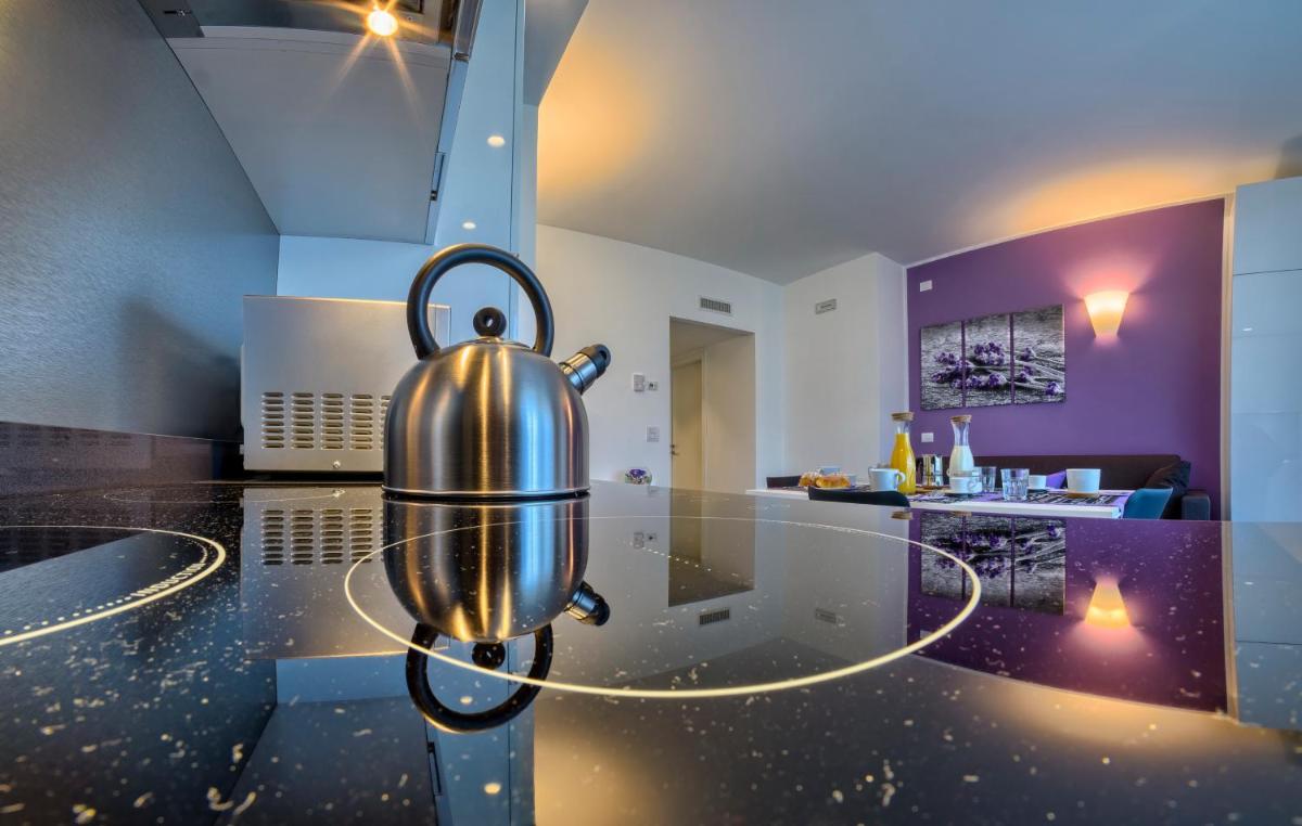 Rainbow Holiday Apartments Lake Como - Housity