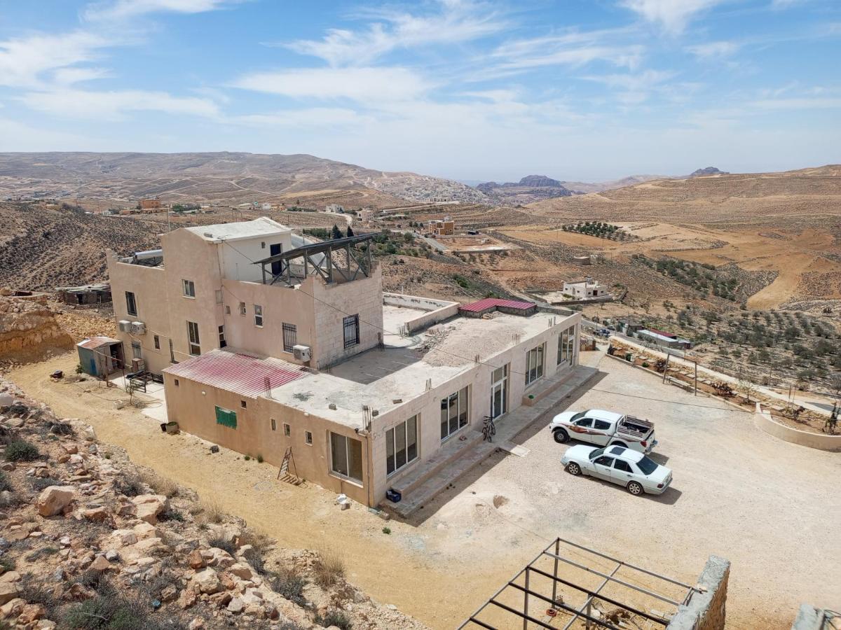Petra Mountain House - Housity