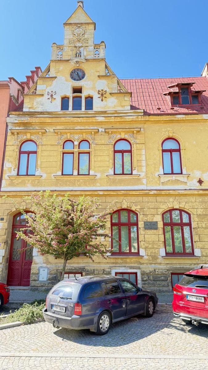 Old Town Hall - Stará radnice - Ratusz Staromiejski - Housity