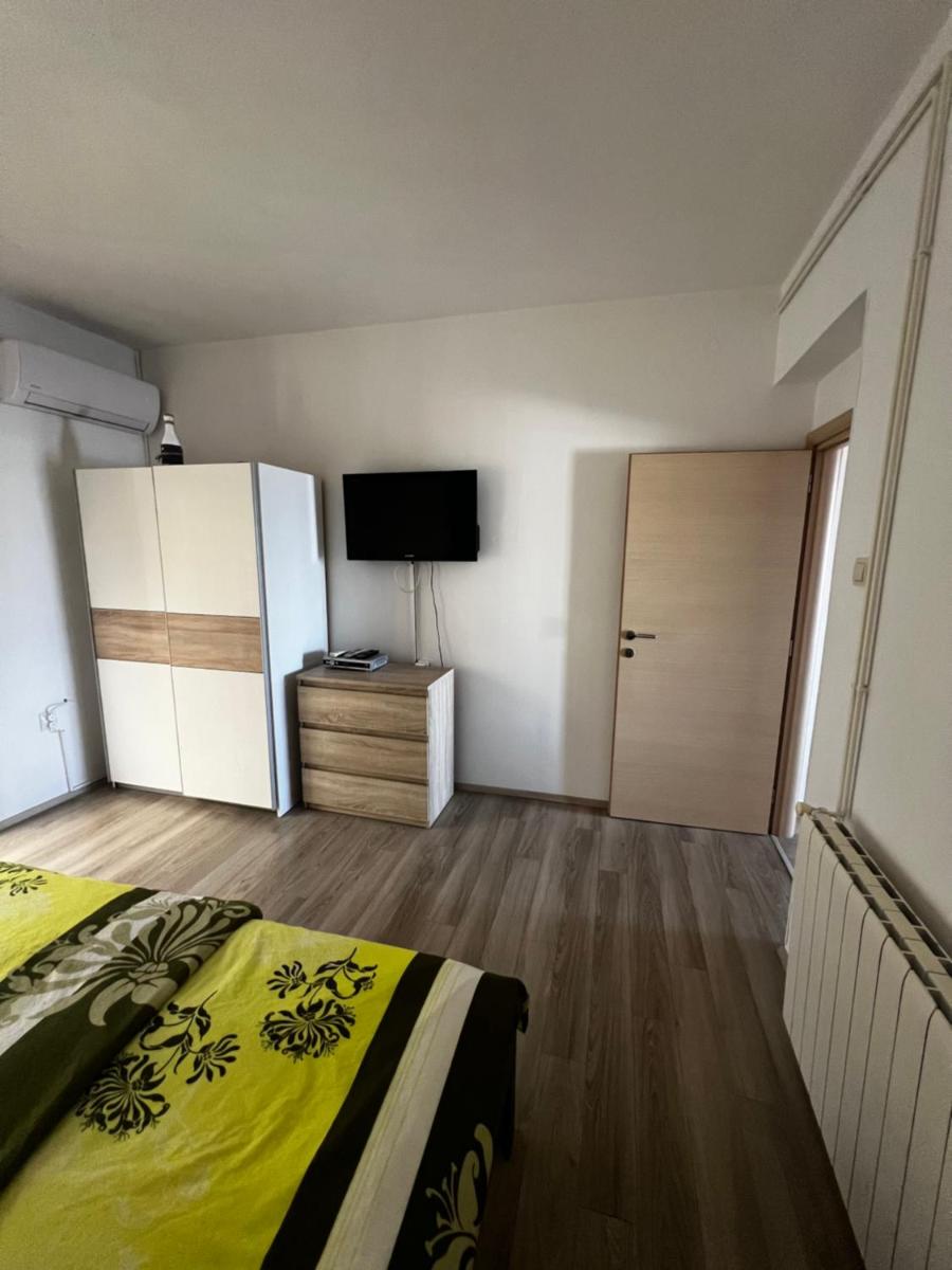 Apartments By The Sea - Housity