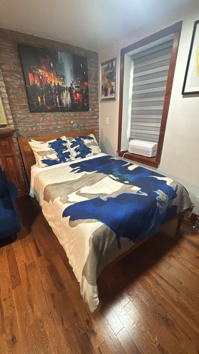 The Harlem Cascades - Housity