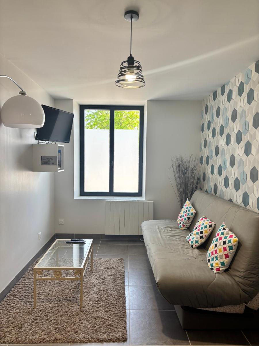 Au Champ Fleuri - Terrasse & Calme - Housity