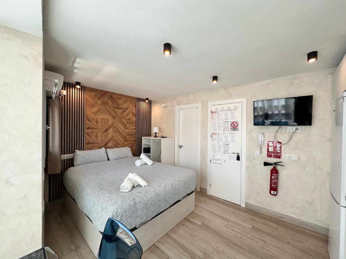 PLAYA CARIHUELA Apartamentos El CARMEN - Hizvo