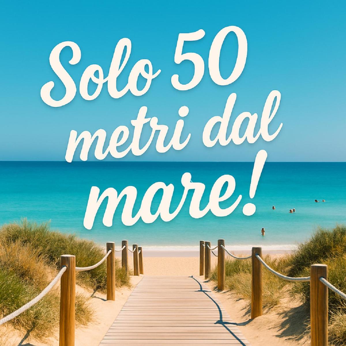 Azzurro Beach Hotel Igea Marina - Housity