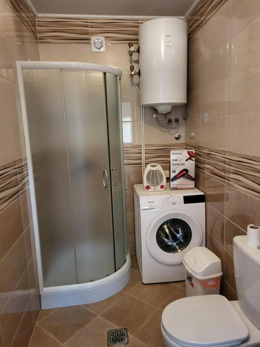 Apartman Djuric - Housity