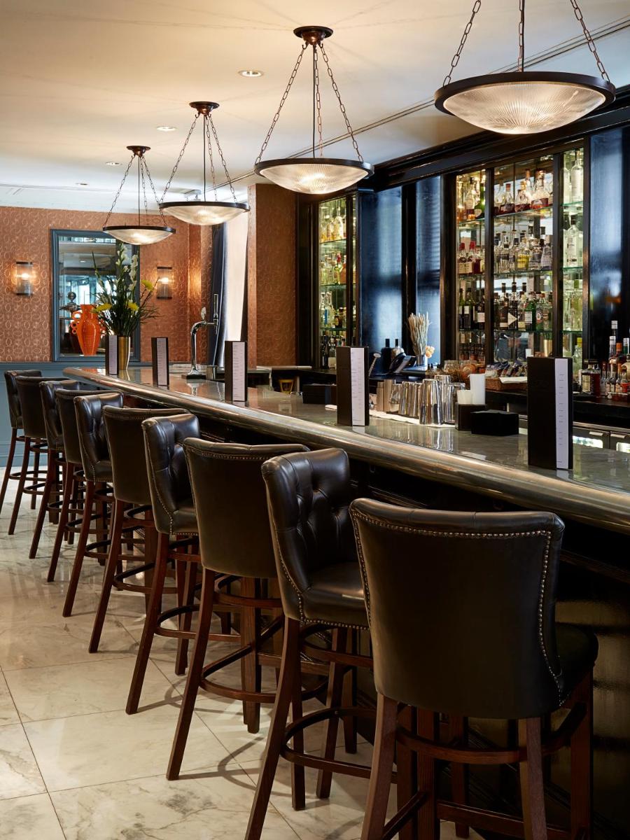 The Mandeville Hotel - Housity
