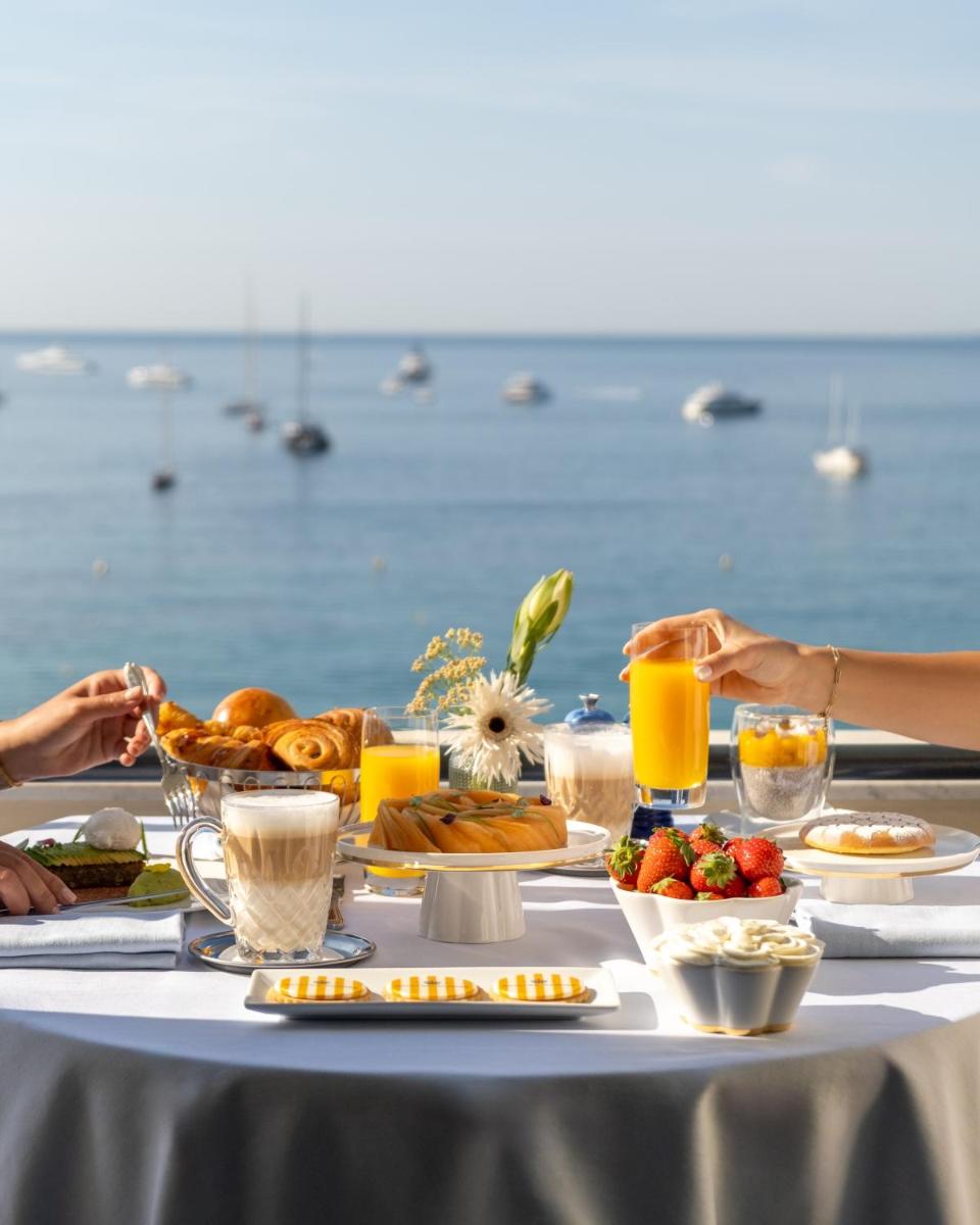 Nourriture dans l'hôtel ou à proximité