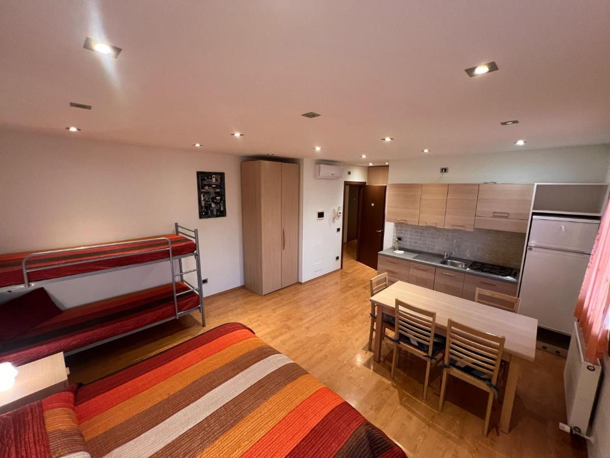 Residence Stefania Cavasso Nuovo - Housity