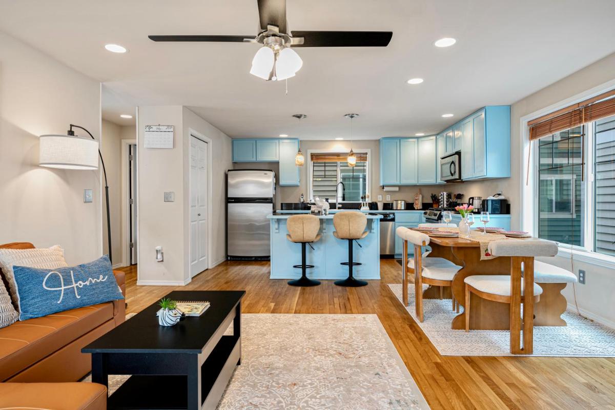 Modern Luxury Home, Green Lake, Seattle - Housity