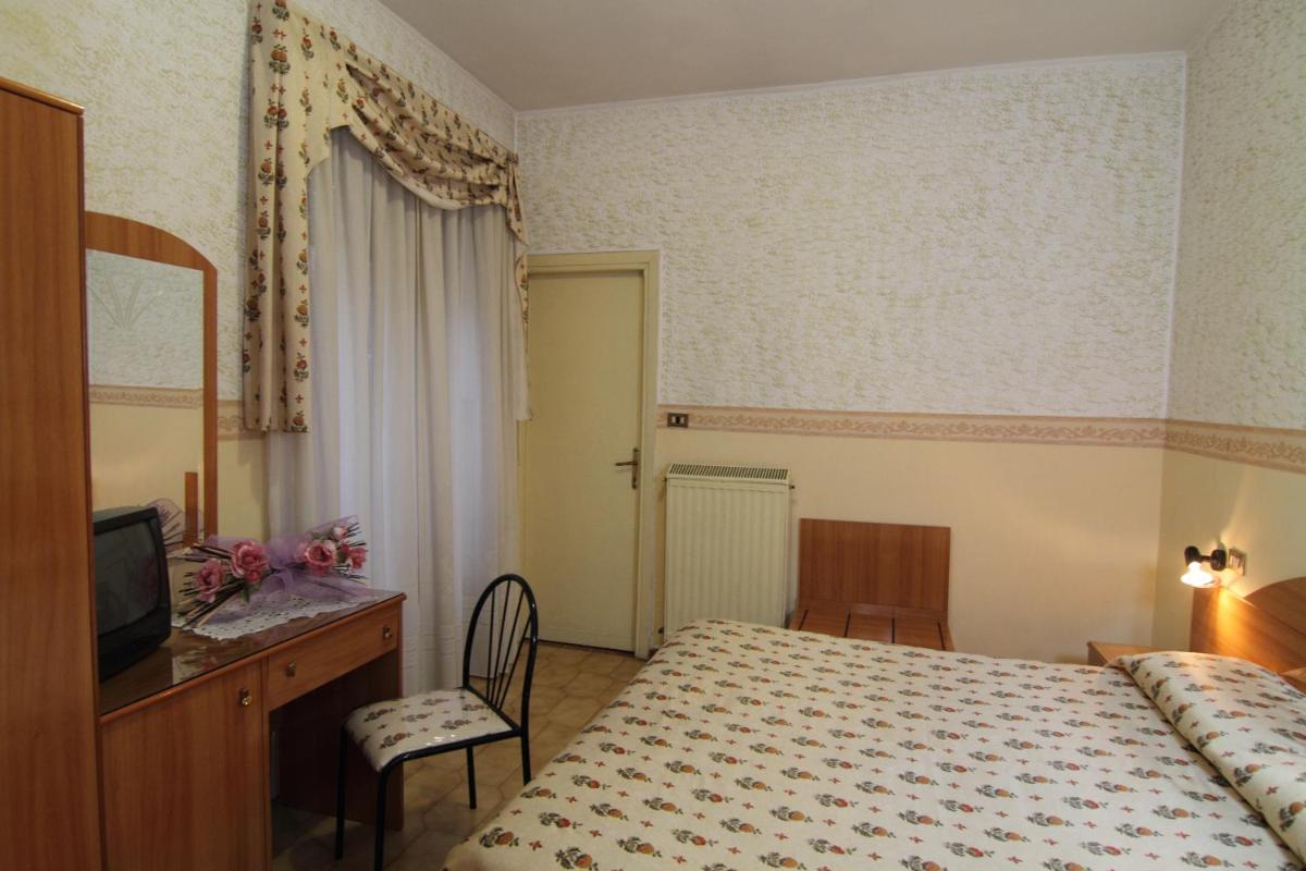 Hotel Ristorante La Casareccia - Housity