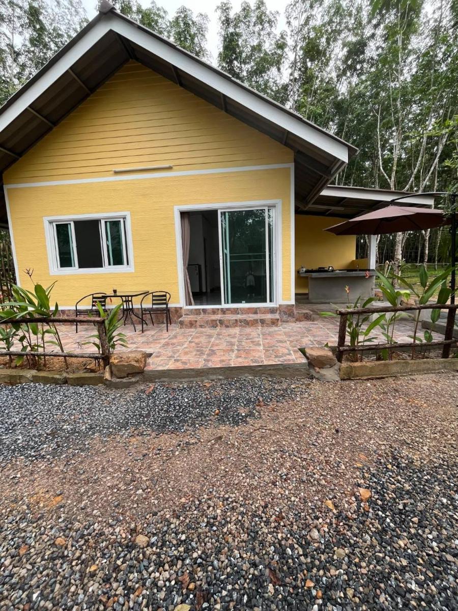 Baan Namthip Homestay Trang บ้านน้าทิพย์ โฮมสเตย์ตรัง - Housity