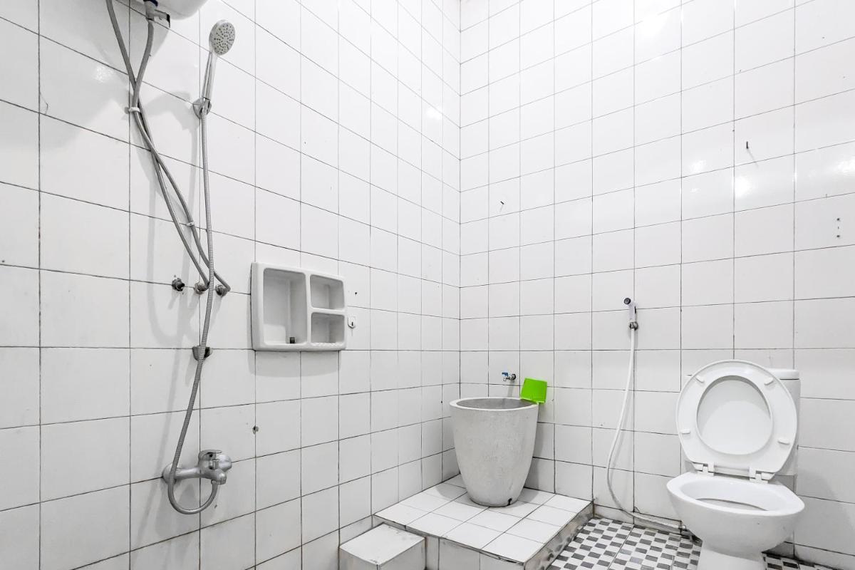 Urbanview Alza by RedDoorz - Housity