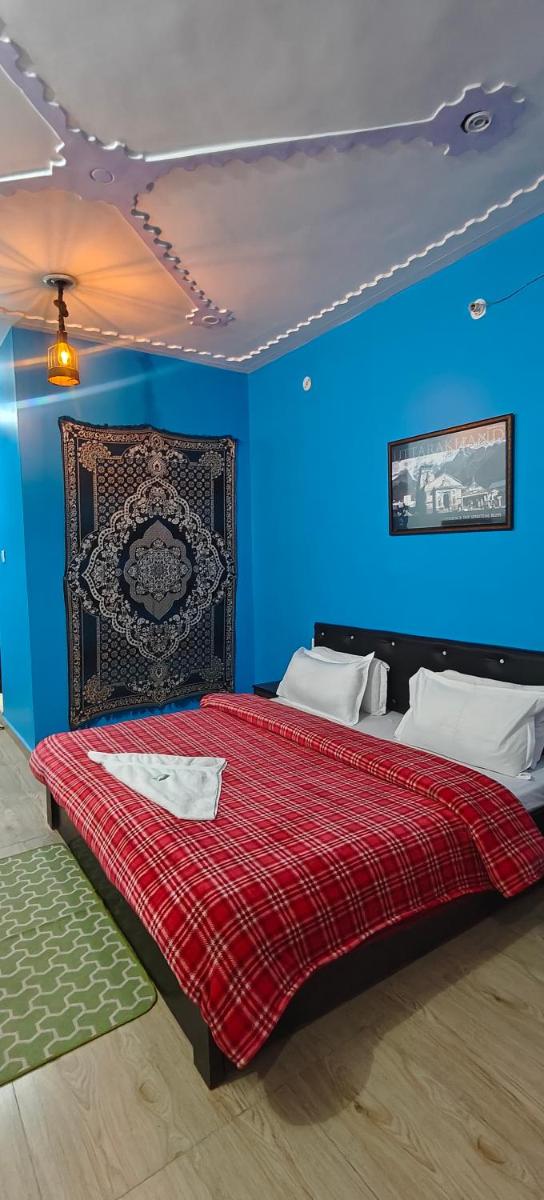 The Whyt Deluxe Homestay - Housity