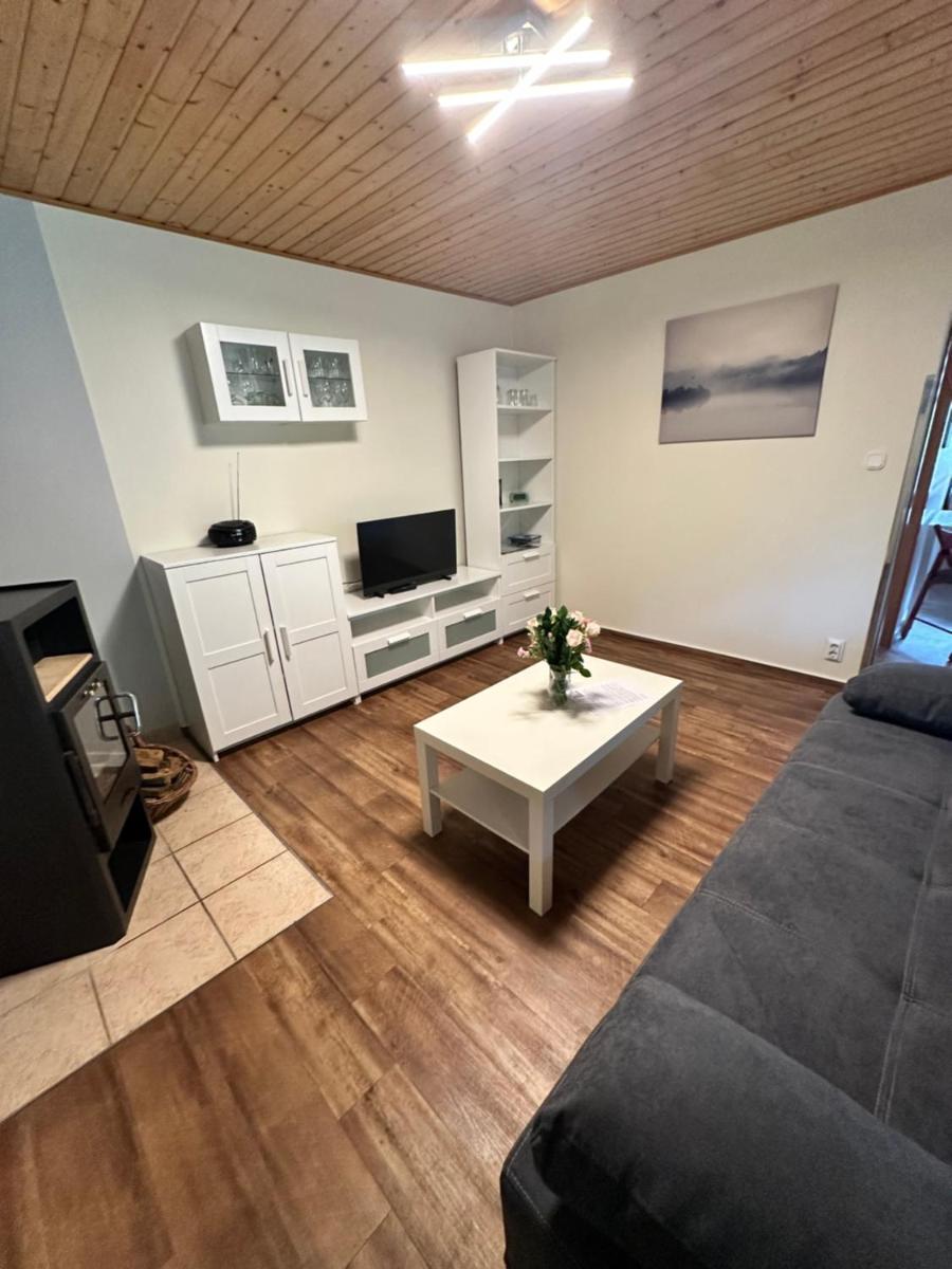 Bungalow am Dobbertiner See - Housity