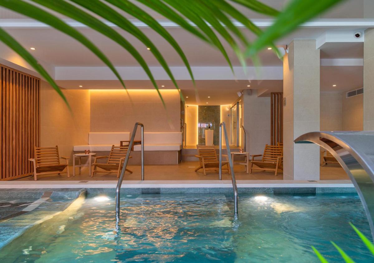Piscina en o cerca de AQUA Hotel The Breeze & Spa - All Inclusive - Adults Only - 4Sup