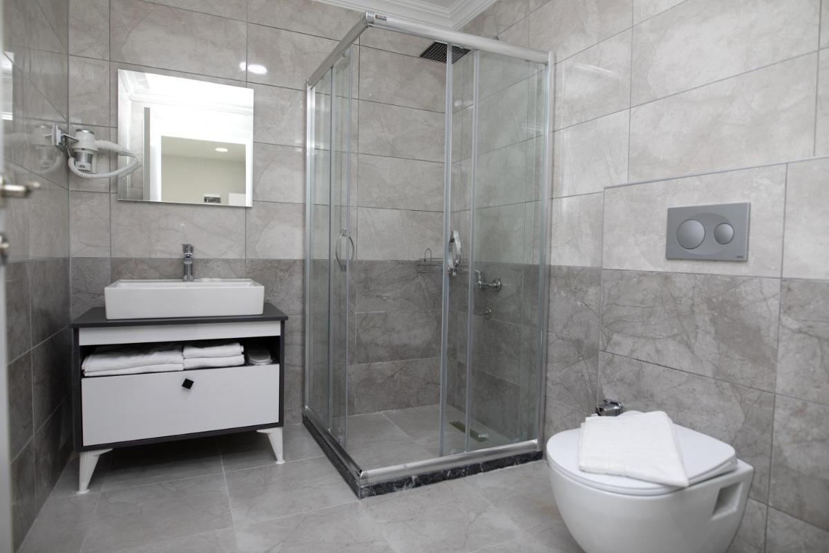 Zoom Hotel - Airport Pendik City Center - Housity