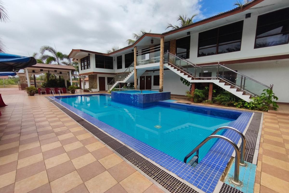 Al Safina Kijal Beach Resort - Housity