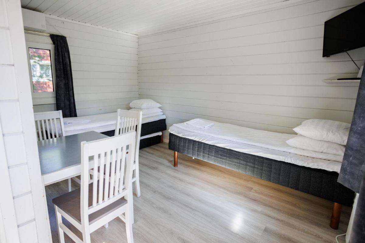 Crow Creek Cabins - Housity